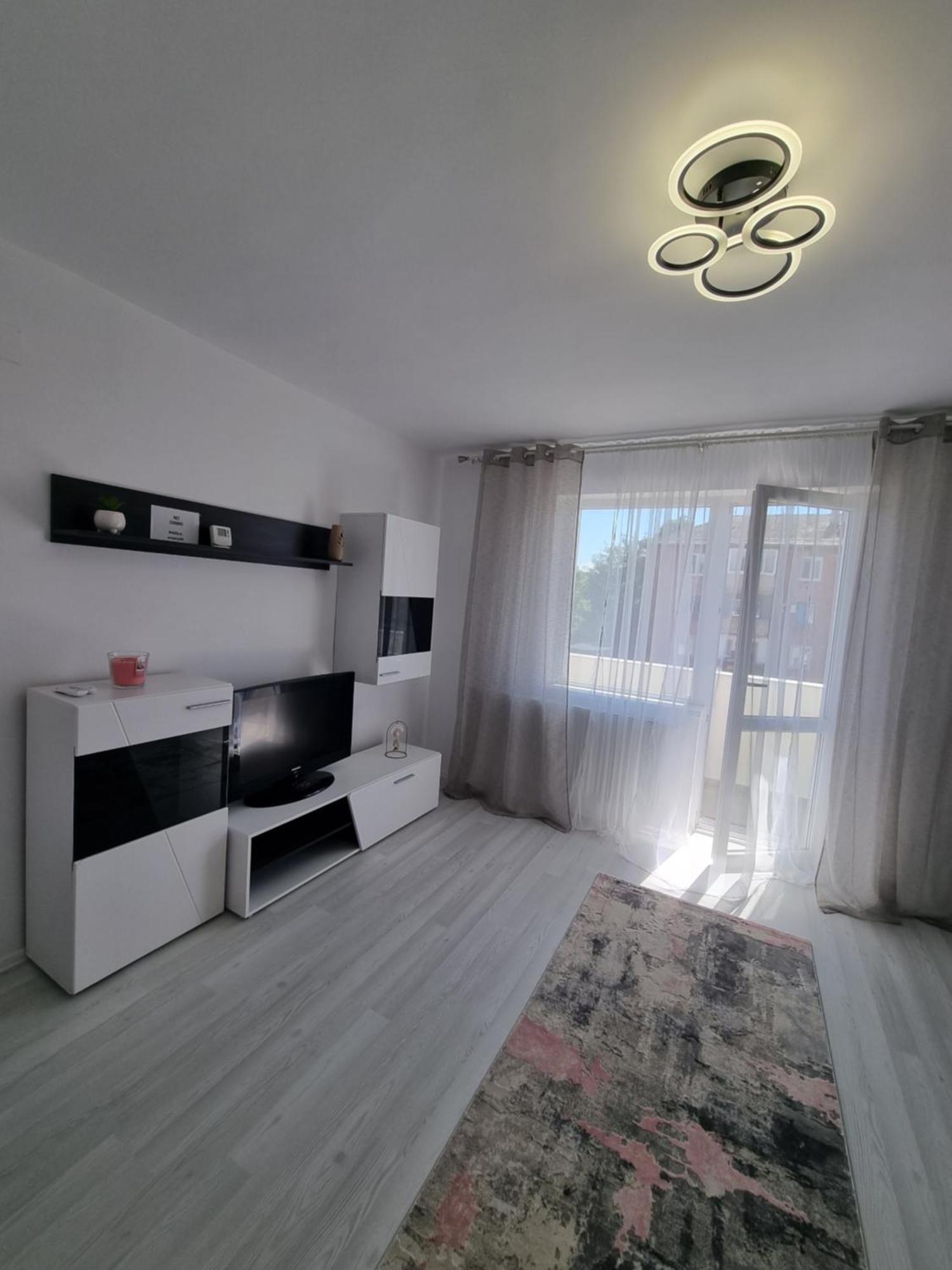 Apartament Central Pe Pietonala Nr2 Hunedoara Exterior photo